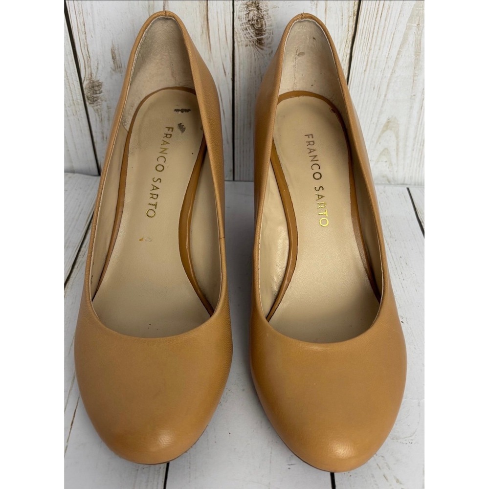 Franco Sarto Tan Leather Wedge Pumps Round‎ Toe Stacked Wood Heel Womens 8.5M